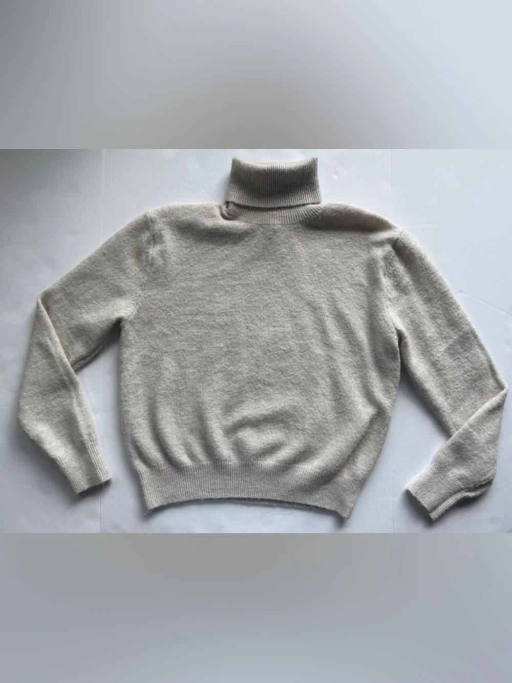 H&M Turtleneck Sweater Soft-Knit Loose-Fit Light Gray Melange Size S